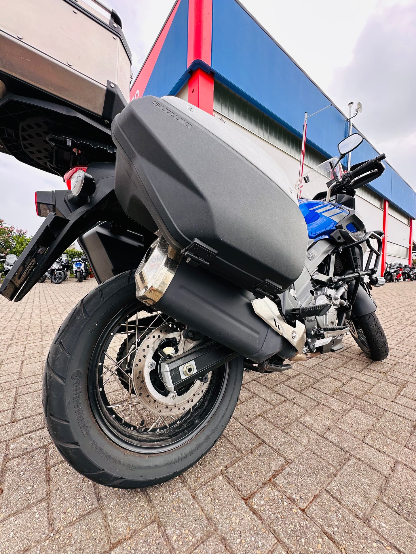 SUZUKI V-STROM DL650 OCCASIONE