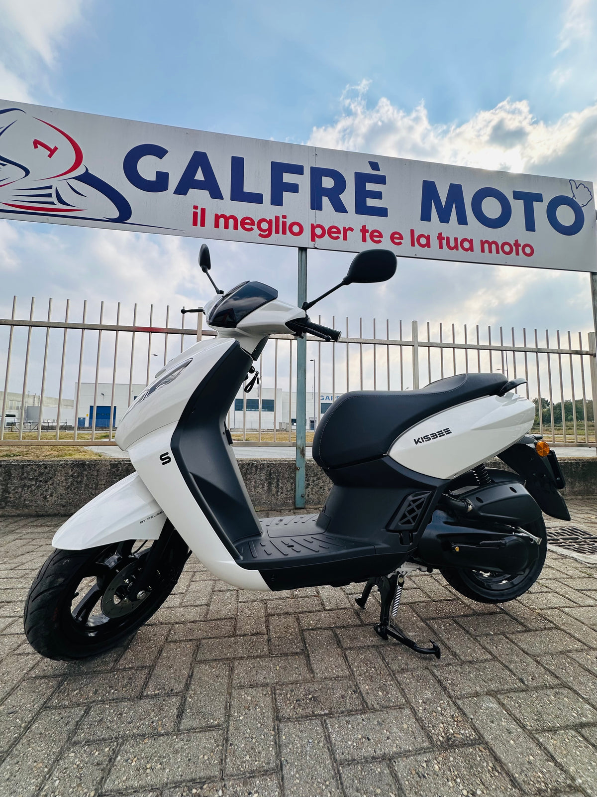 PEUGEOT 50 KISBEE S KMZERO