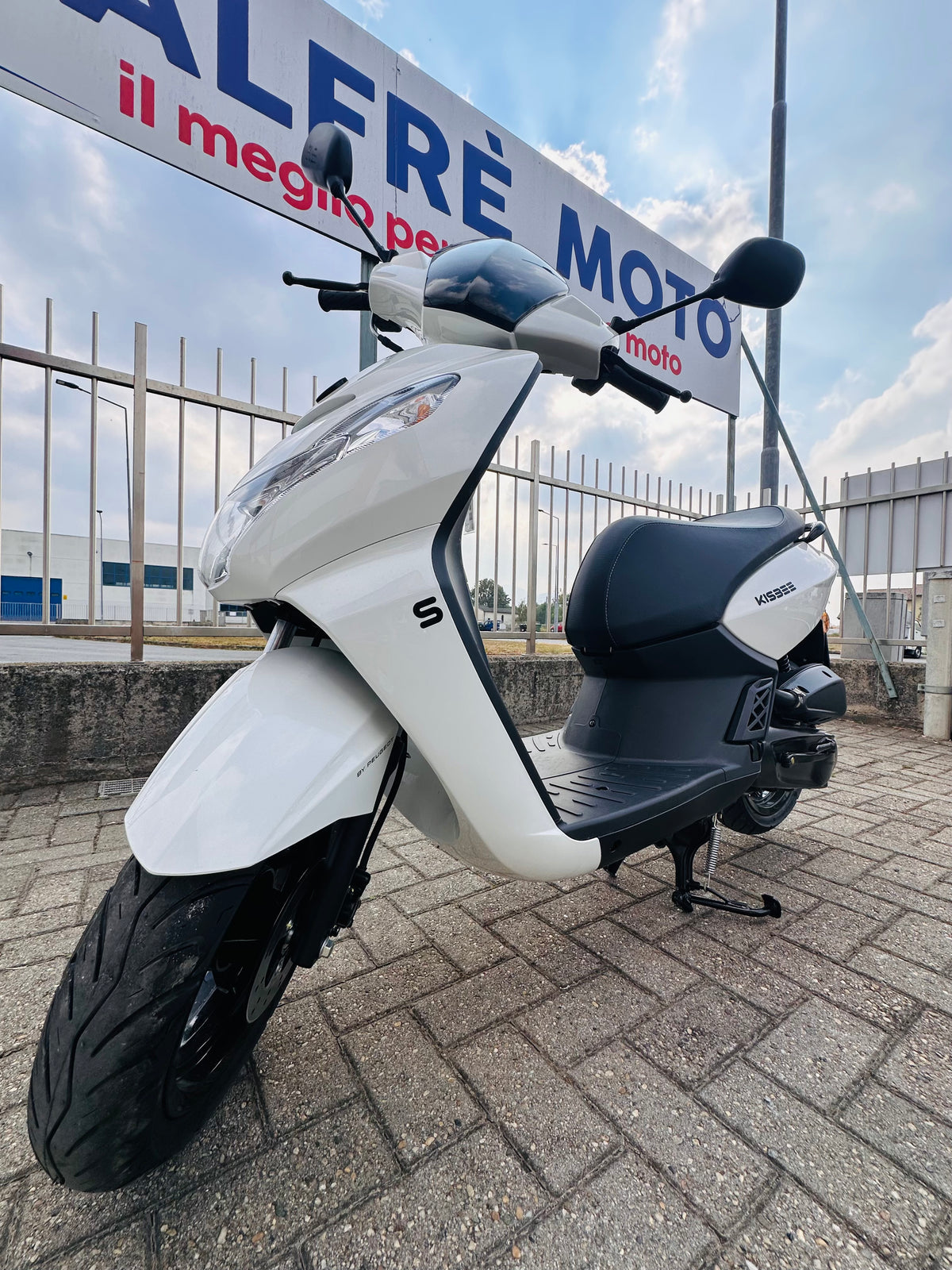 PEUGEOT 50 KISBEE S KMZERO