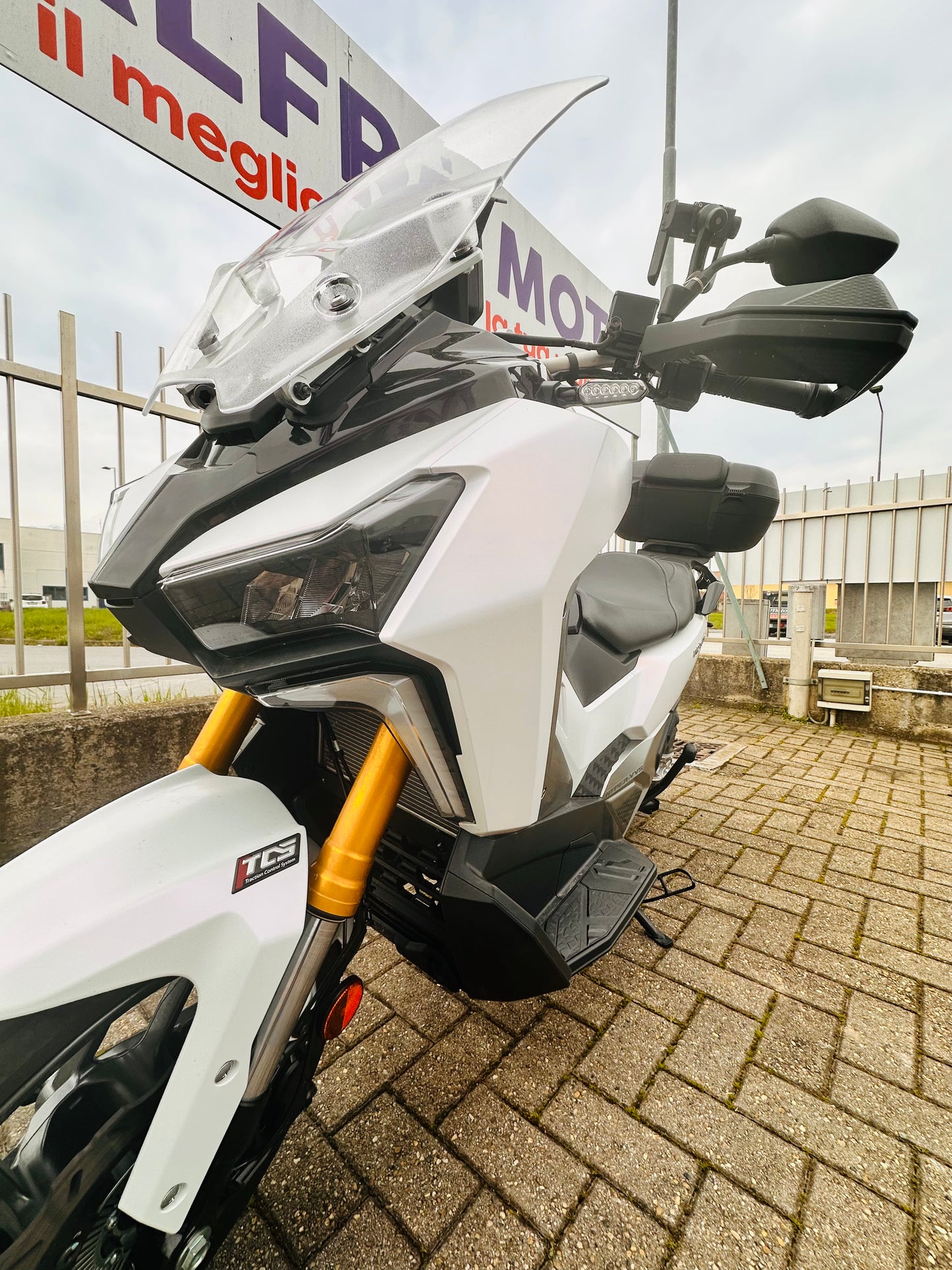 SYM ADX400TG 2025