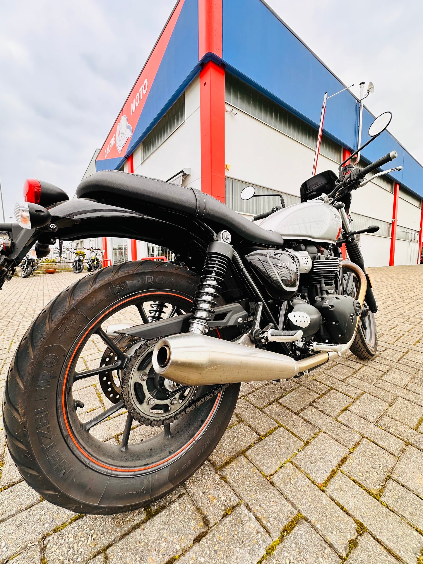 TRIUMPH Street Twin 900 2017