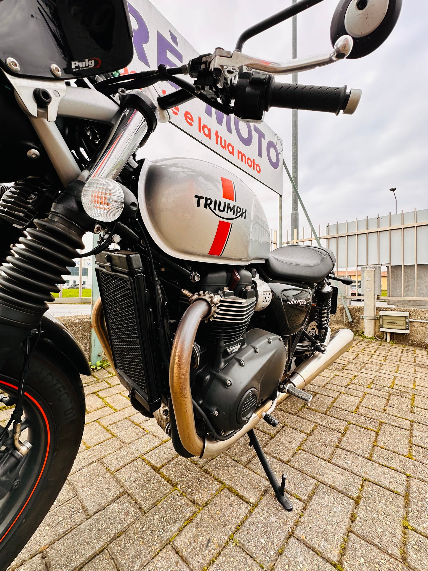TRIUMPH Street Twin 900 2017