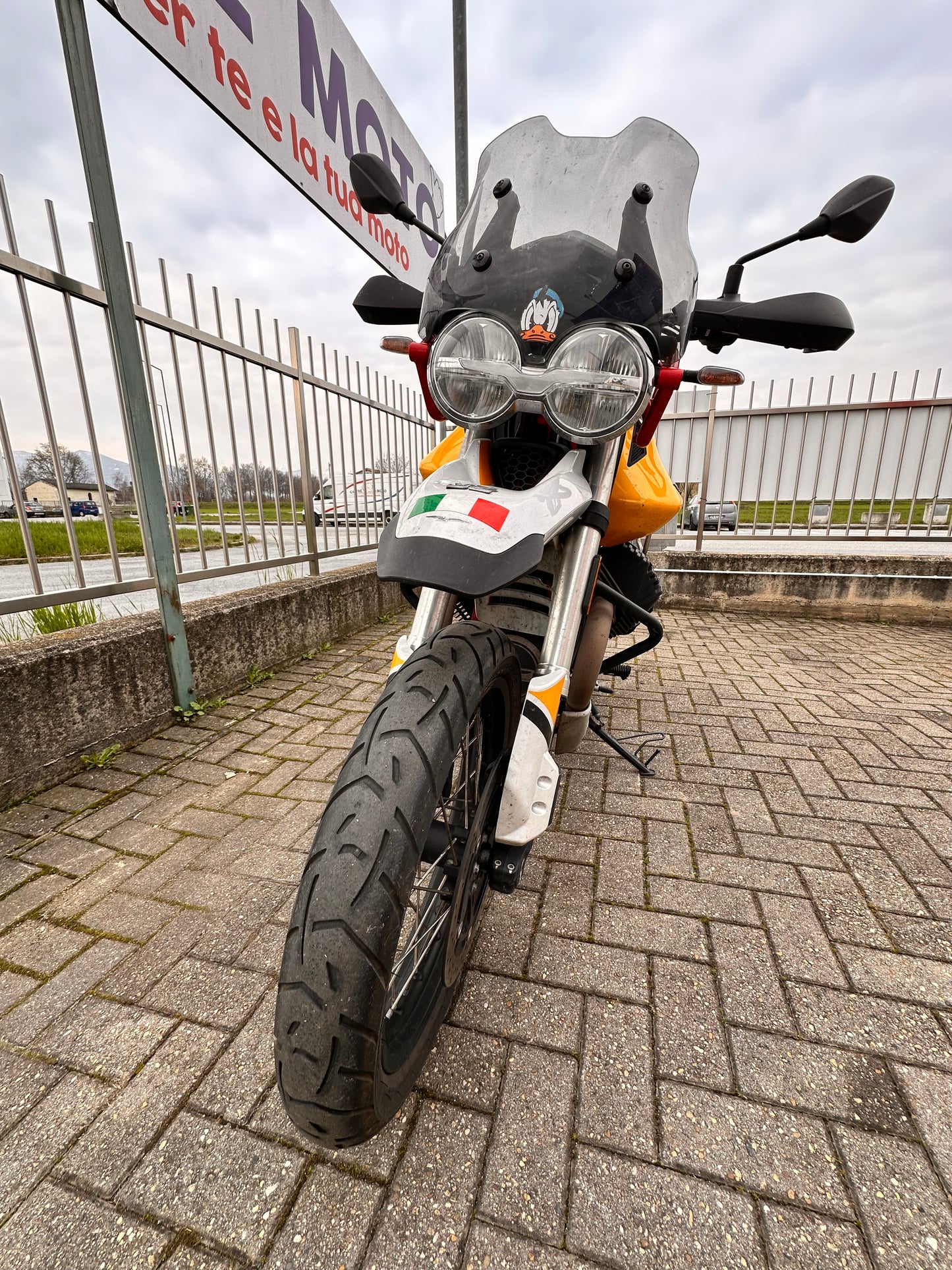 MOTO GUZZI V85 TT