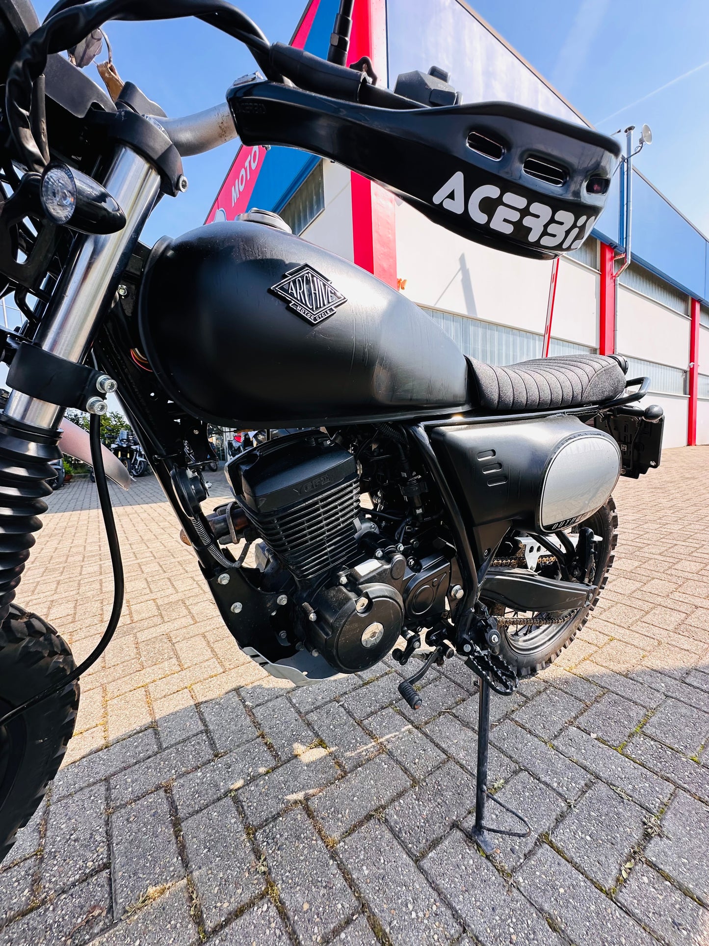 Archive Motorcycle Outback 125