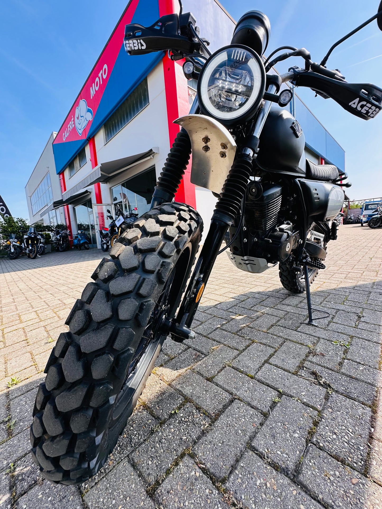 Archive Motorcycle Outback 125