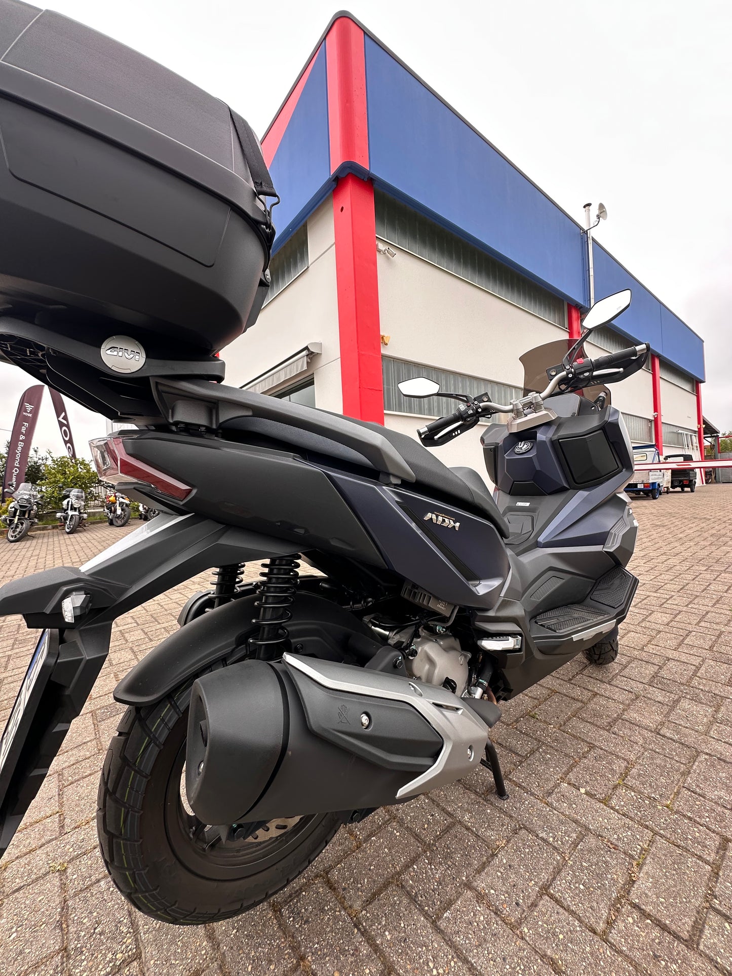 SYM ADX 300 Tcs abs con bauletto